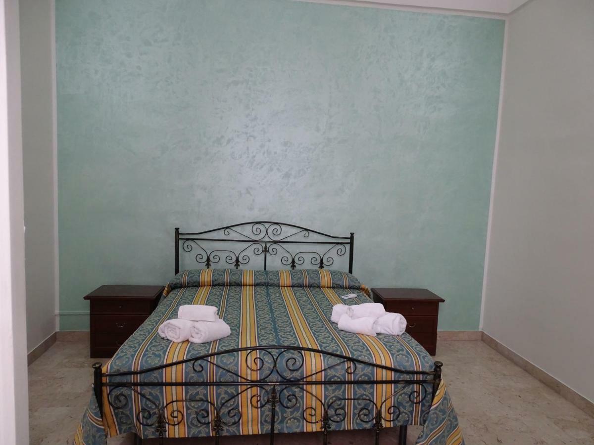 B&B New Antico Palazzo ปาราบิตา ภายนอก รูปภาพ
