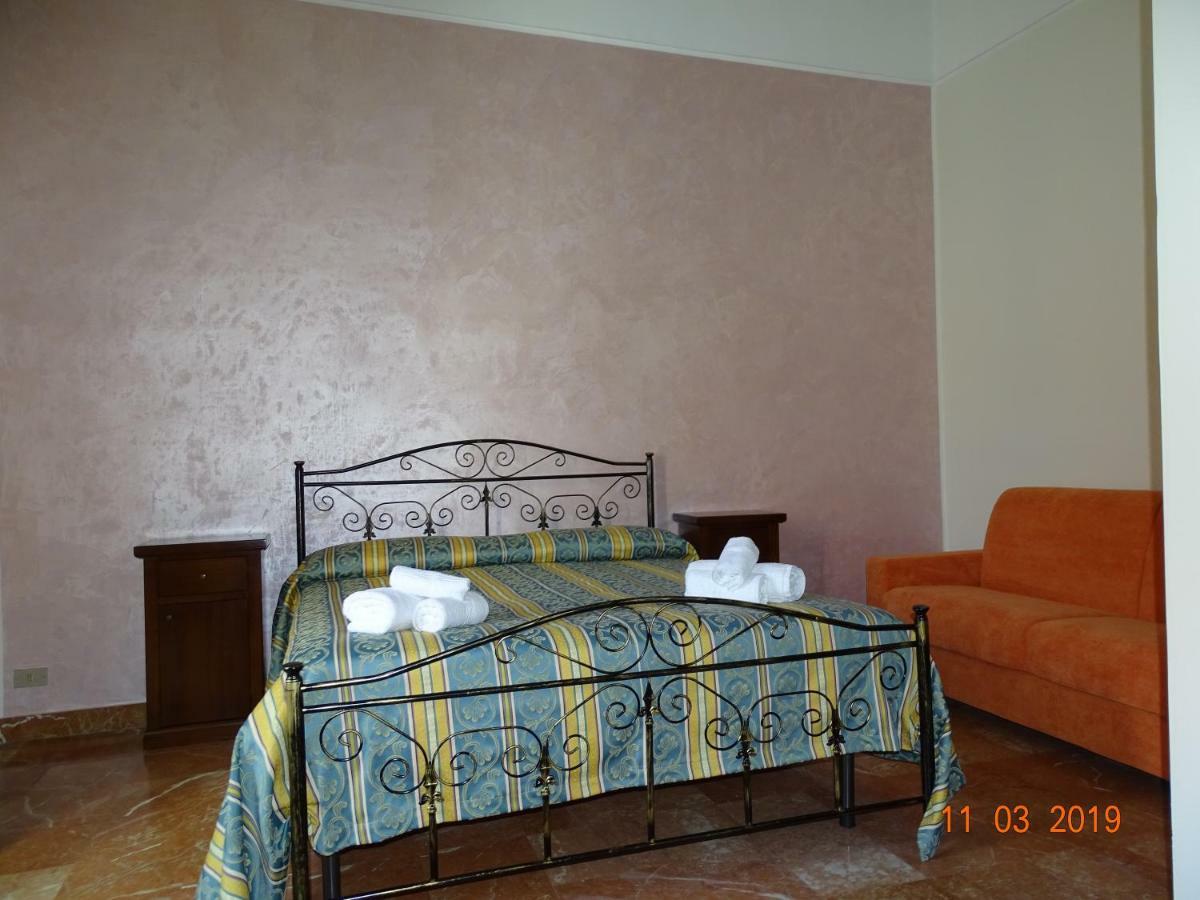 B&B New Antico Palazzo ปาราบิตา ภายนอก รูปภาพ