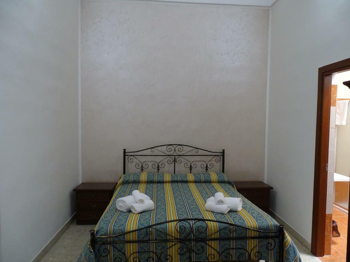 B&B New Antico Palazzo ปาราบิตา ภายนอก รูปภาพ