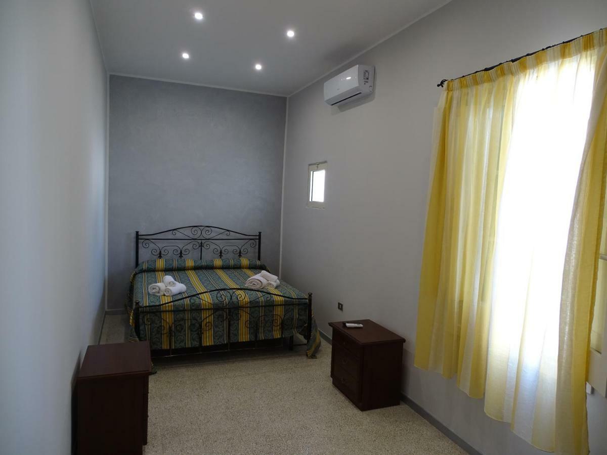 B&B New Antico Palazzo ปาราบิตา ภายนอก รูปภาพ